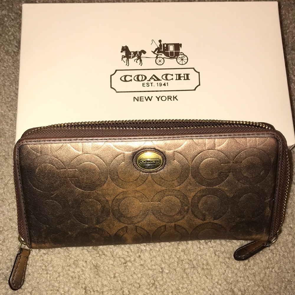 Authentic COACH leather checkbook wallet